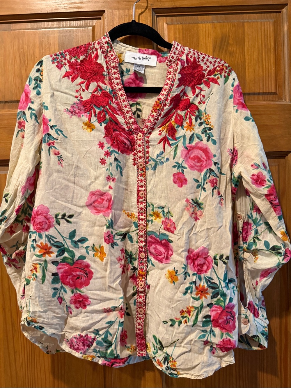The Nu Vintage Boho Floral Embroidered Button-Front Top - Cream & Pink Sz small